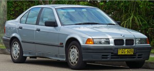 1280px-1991-1996_BMW_318i_(E36)_sedan_(2011-04-02)_01